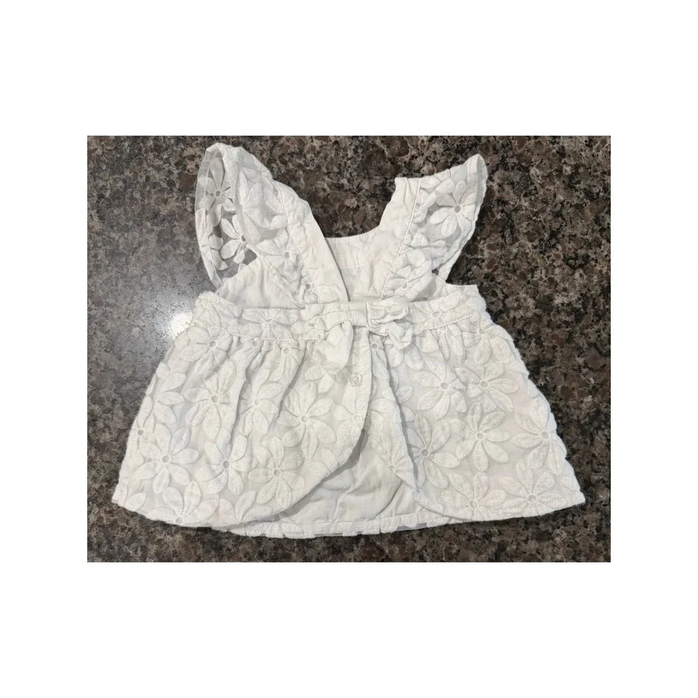 VTG Gymboree Baby Girl White Floral Eyelet Flutter Sleeve Top 6-12 Month BowBack
